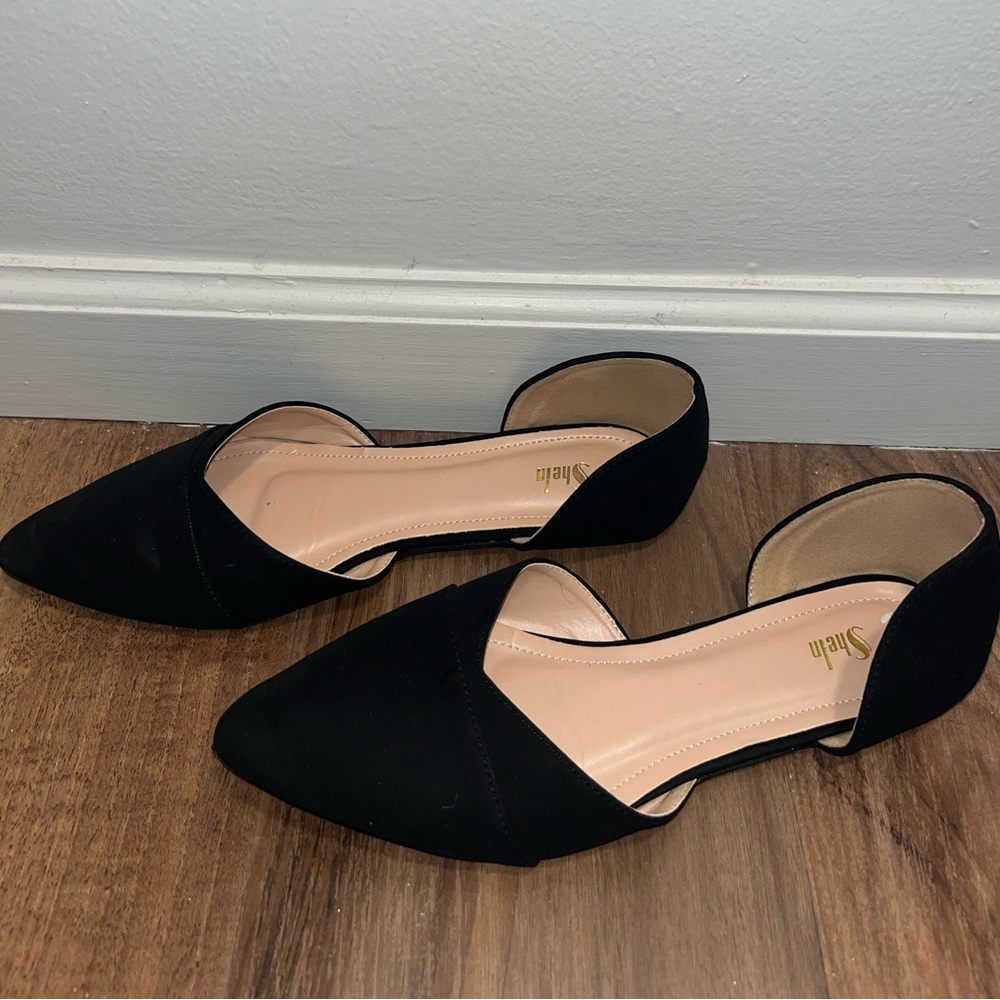 Black flats